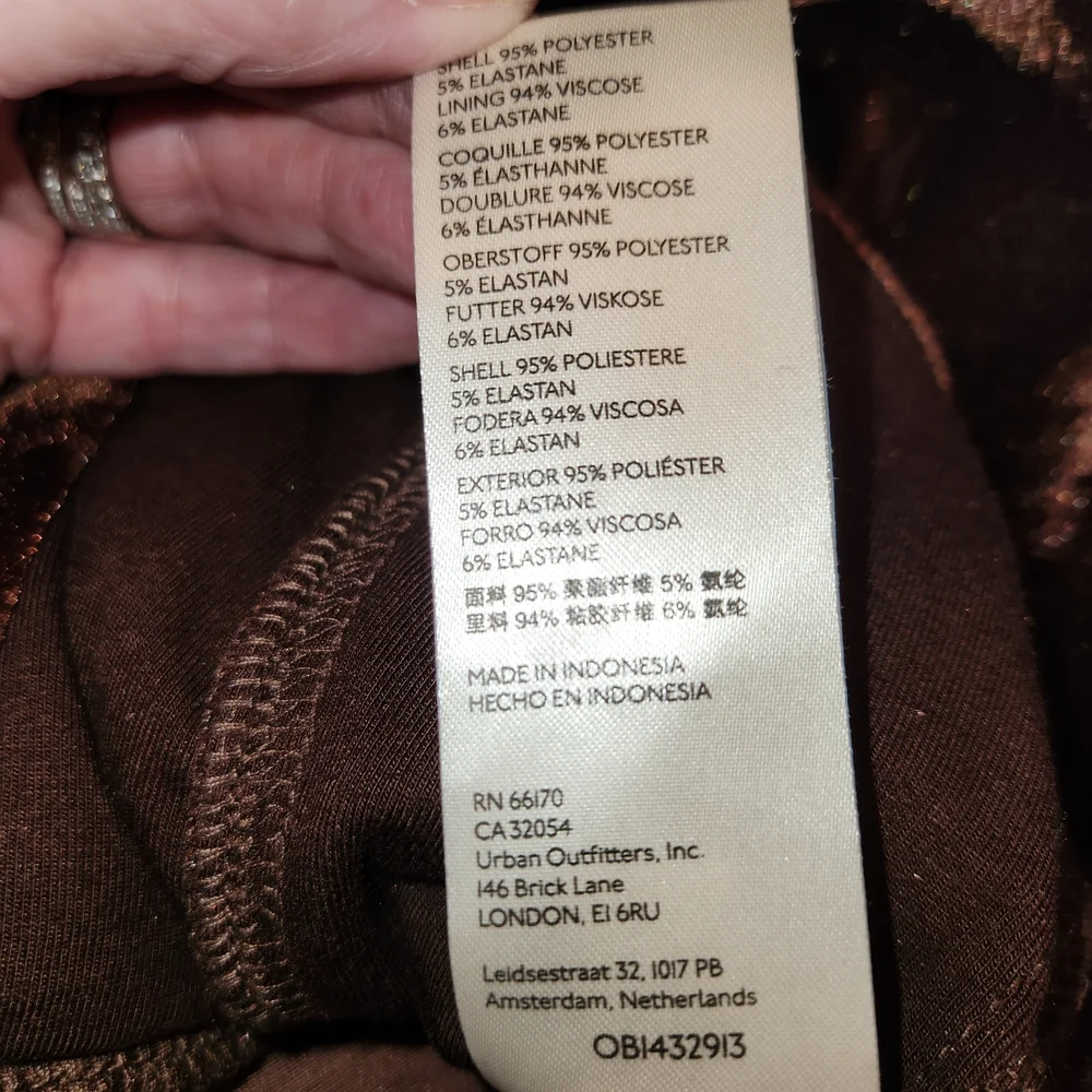 We The Free Dark Brown Velvet Hold Me Milkmaid Top Size S Stretchy Puff Sleeves - Picture 10 of 12